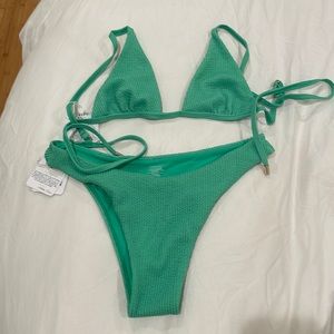 monday swimwear Aloe Crinkle set